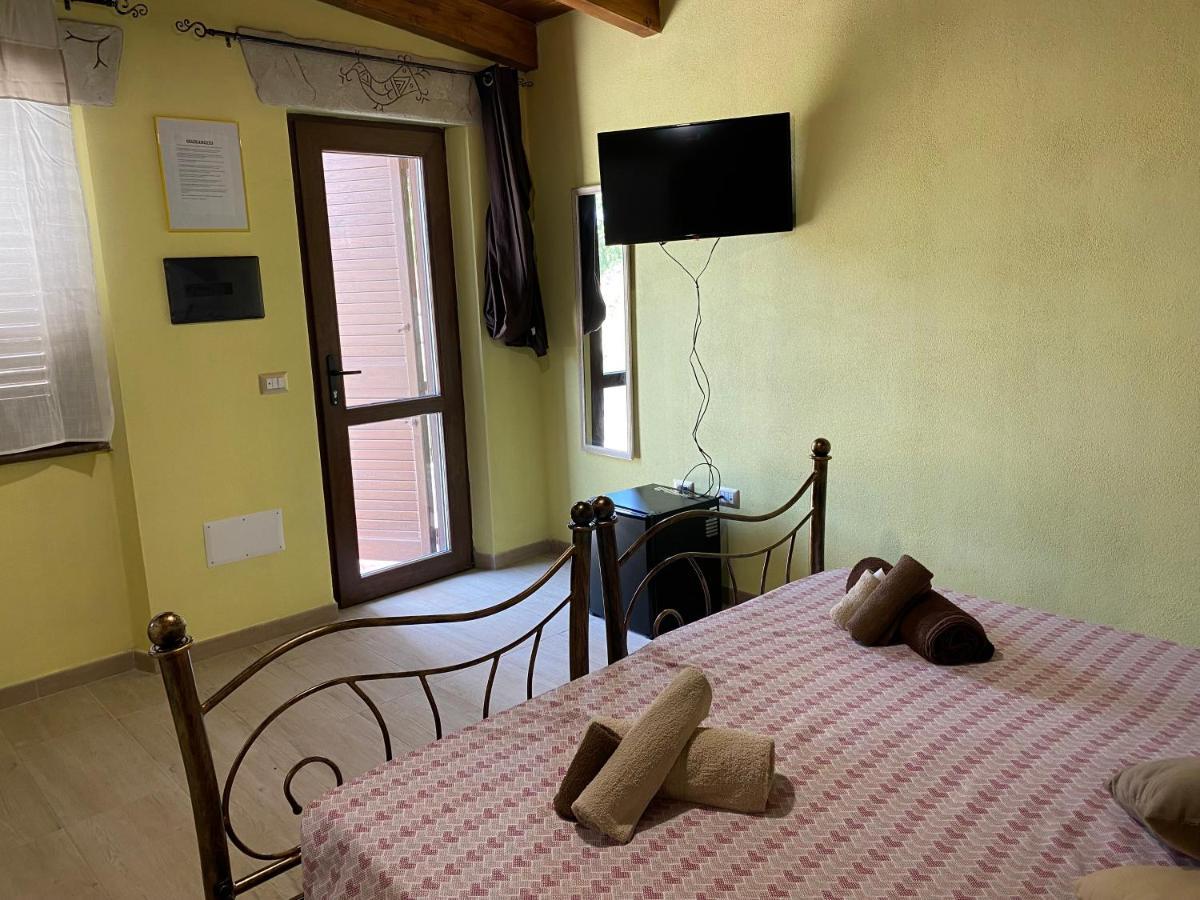 Agriturismo Abbalughente Sindia Zewnętrze zdjęcie