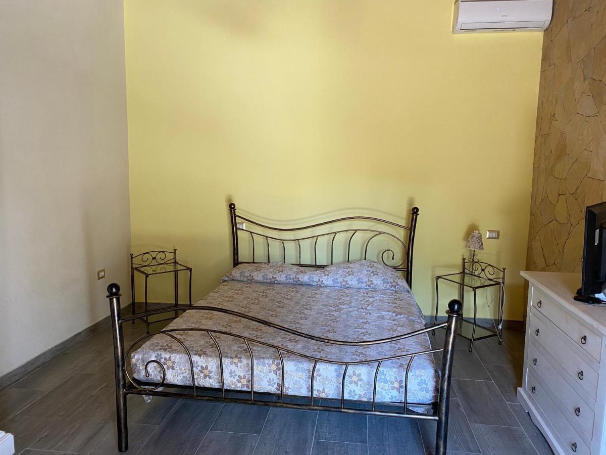 Agriturismo Abbalughente Sindia Zewnętrze zdjęcie